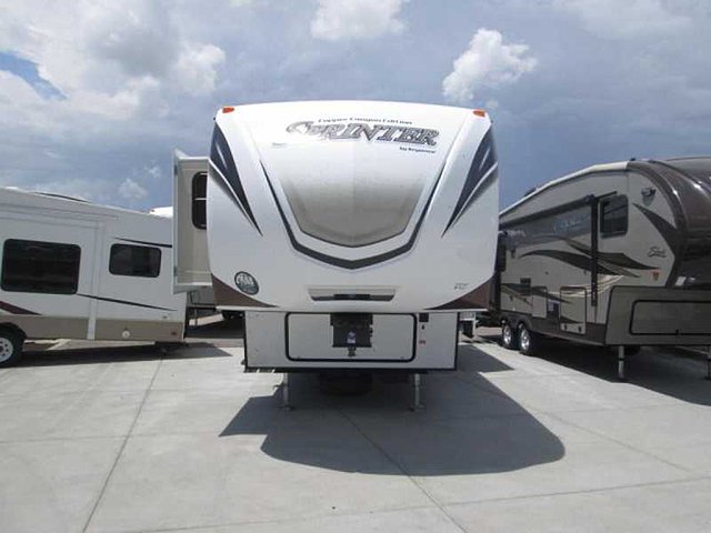 2015 Keystone Sprinter Wide Body Photo