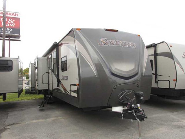 2015 Keystone Sprinter Wide Body Photo