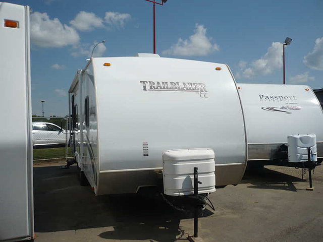 2010 Komfort Trailblazer Photo