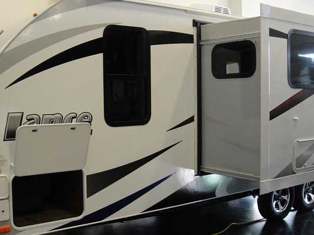 2015 Lance Lance Photo