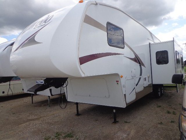 2007 Laredo Laredo Photo