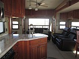 2013 Lifestyle Luxury RV Lifestyle Photo #10