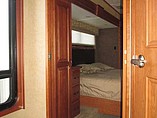 2013 Lifestyle Luxury RV Lifestyle Photo #21