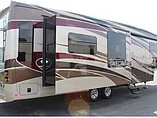 2015 Lifestyle Luxury RV Lifestyle Photo #10