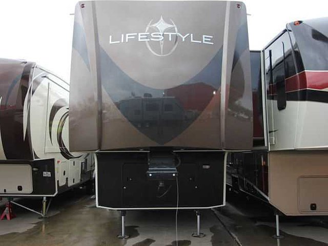 2014 Lifestyle Luxury RV Lifestyle Photo