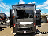 2016 Lifestyle Luxury RV Lifestyle Photo #26