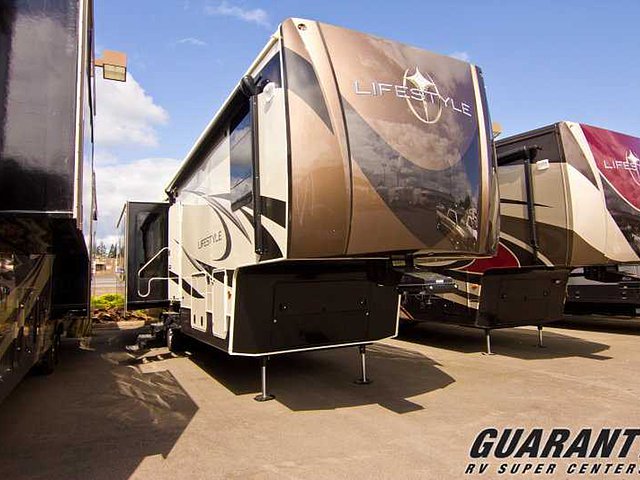 2015 Lifestyle Luxury RV Lifestyle Photo