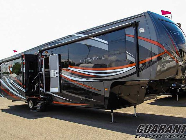 2016 Lifestyle Luxury RV Lifestyle Photo