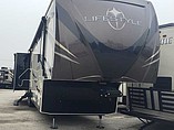 16 Lifestyle Luxury RV