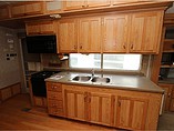 2006 Lifestyle Luxury RV Lifestyle Photo #4