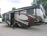 2015 Lifestyle Luxury RV Lifestyle Photo #3