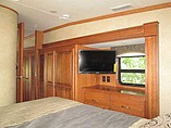 2015 Lifestyle Luxury RV Lifestyle Photo #30