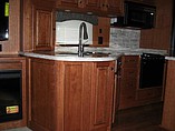 2013 Lifestyle Luxury RV Lifestyle Photo #12