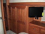 2013 Lifestyle Luxury RV Lifestyle Photo #22