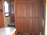 2013 Lifestyle Luxury RV Lifestyle Photo #14