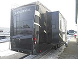 2015 Lifestyle Luxury RV Lifestyle Photo #5