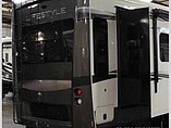 2015 Lifestyle Luxury RV Lifestyle Photo #4