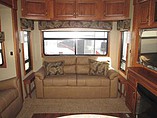 2015 Lifestyle Luxury RV Lifestyle Photo #15