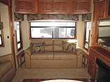 2015 Lifestyle Luxury RV Lifestyle Photo #15