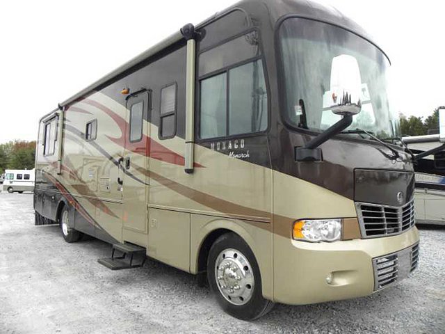 2009 Monaco Monarch Photo