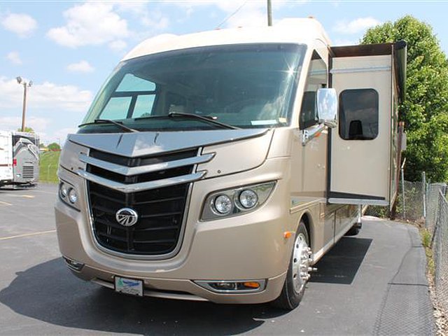 2011 Monaco Vesta Photo
