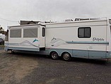 1997 National RV Dolphin Photo #2