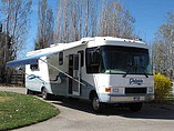 2000 National RV Dolphin Photo #1