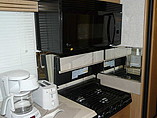 2004 National RV Dolphin Photo #7