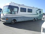 2000 National RV Dolphin Photo #2