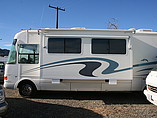 2001 National RV Dolphin Photo #5