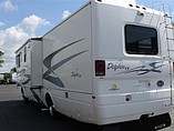 03 National RV Dolphin