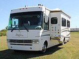 2003 National RV Dolphin Photo #4