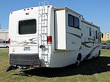 2003 National RV Dolphin Photo #5