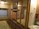 2005 National RV Dolphin LX Photo #29