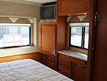 2006 National RV Dolphin LX Photo #7