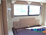 2006 National RV Dolphin LX Photo #15
