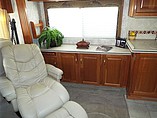 2006 National RV Islander Photo #12