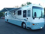 2001 National RV Islander Photo #2