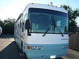 2001 National RV Islander Photo #4