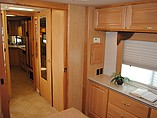 2004 National RV Islander Photo #34