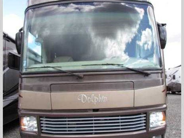 2006 National RV Dolphin Photo