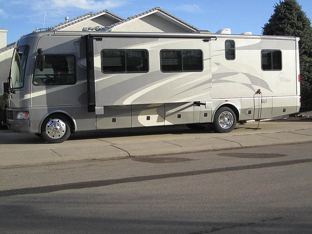 2006 National RV Dolphin LX Photo