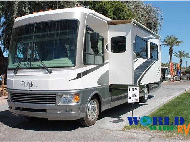 2006 National RV Dolphin LX Photo