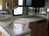 2005 National RV Sea Breeze Photo #9