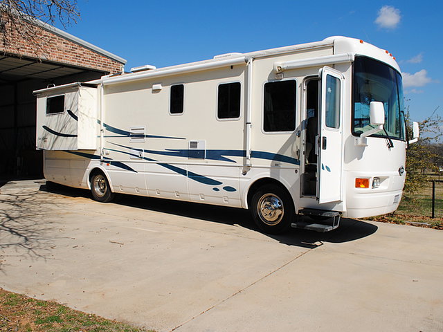 2002 National RV Sea Breeze Photo