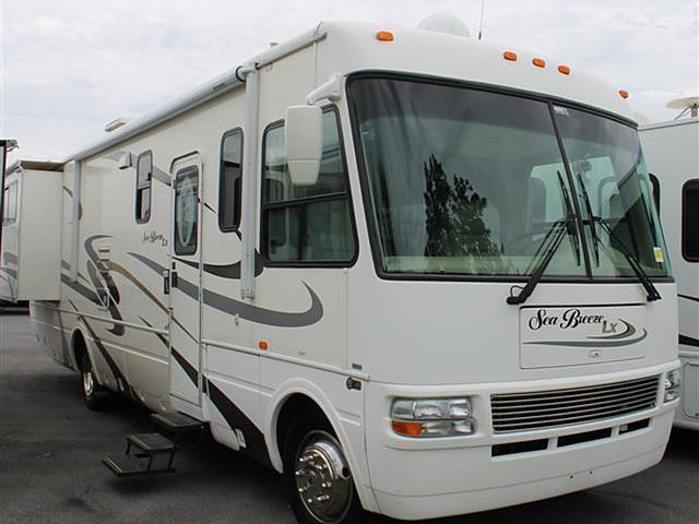 2005 National RV Sea Breeze Photo