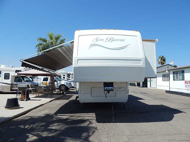 03 National RV Sea Breeze