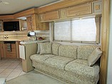 2002 National RV Tradewinds Photo #6