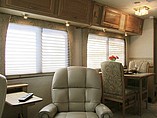 2002 National RV Tradewinds Photo #10