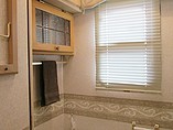 2002 National RV Tradewinds Photo #14